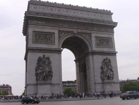 CHAMPS ELYSEES