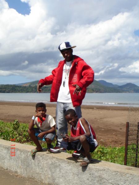 LES PTIS FRERE
